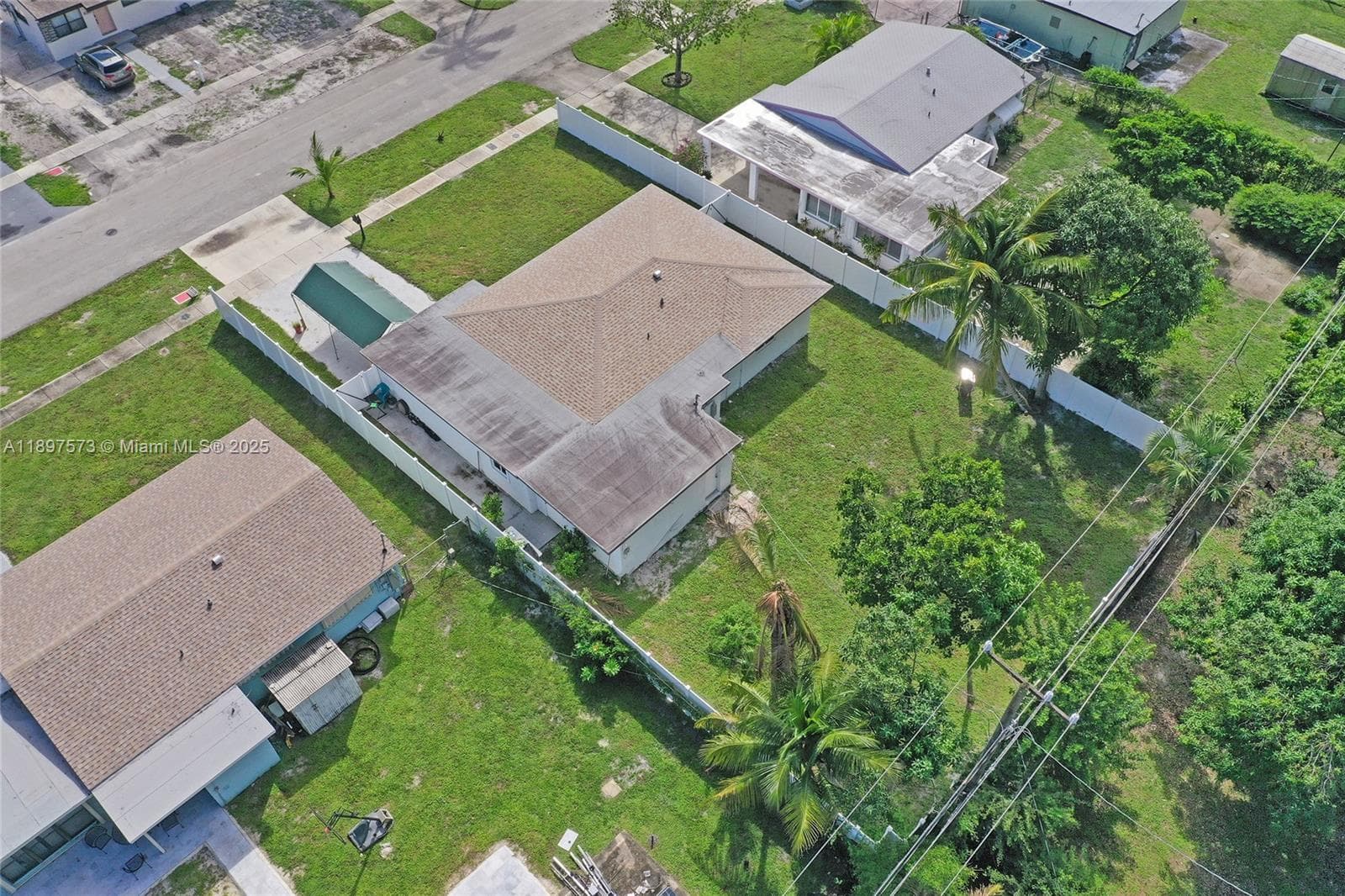 631 Arizona Ave photo 60