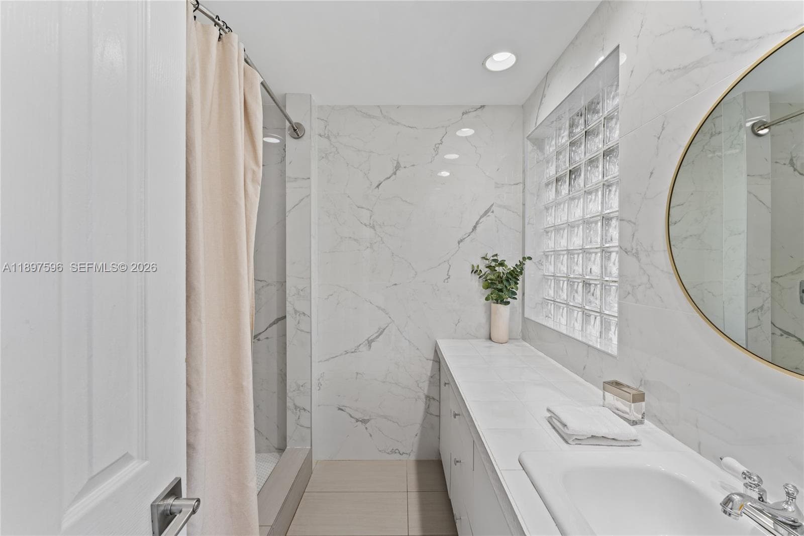 1809 Coral Gardens Dr photo 27