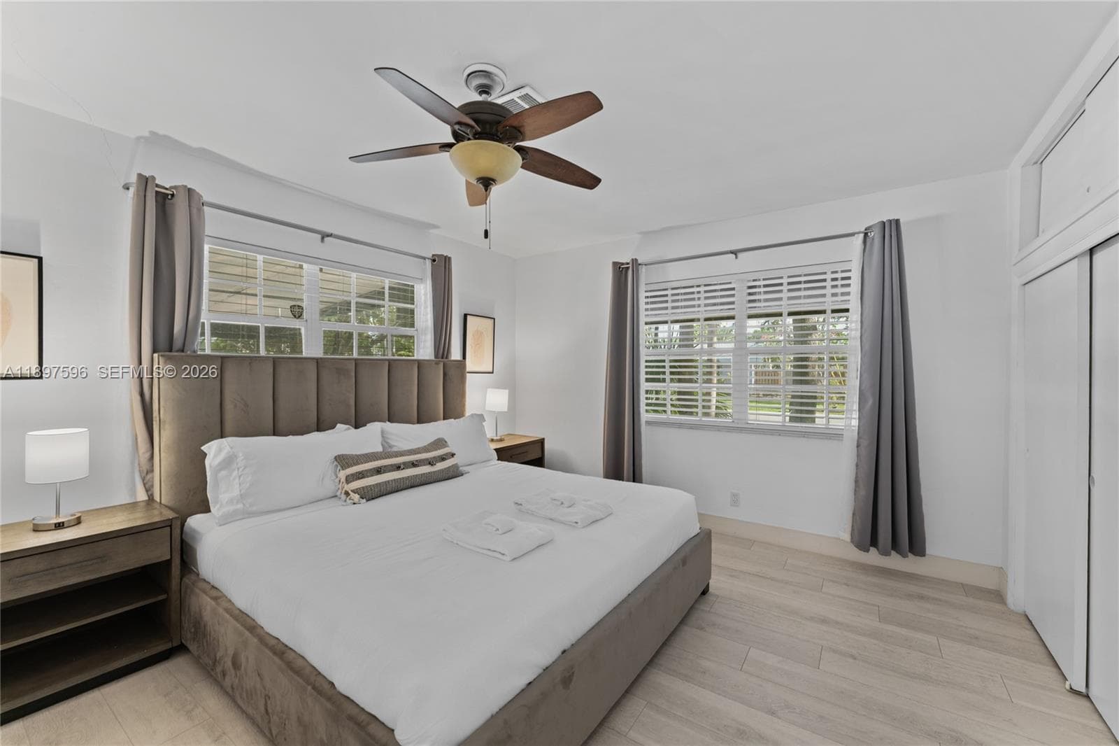 1809 Coral Gardens Dr photo 31