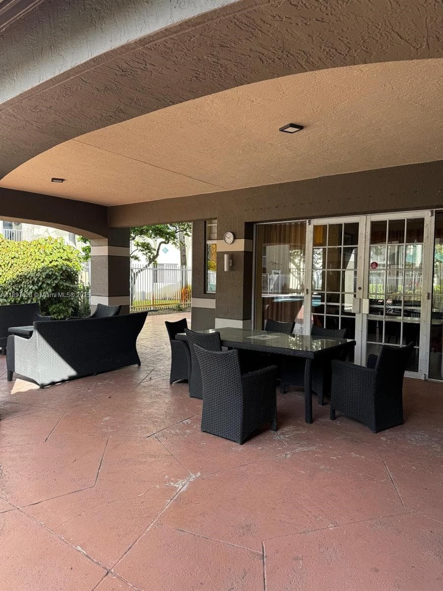 PINEHURST CLUB CONDO · #5-304 in Hollywood - Photo 23