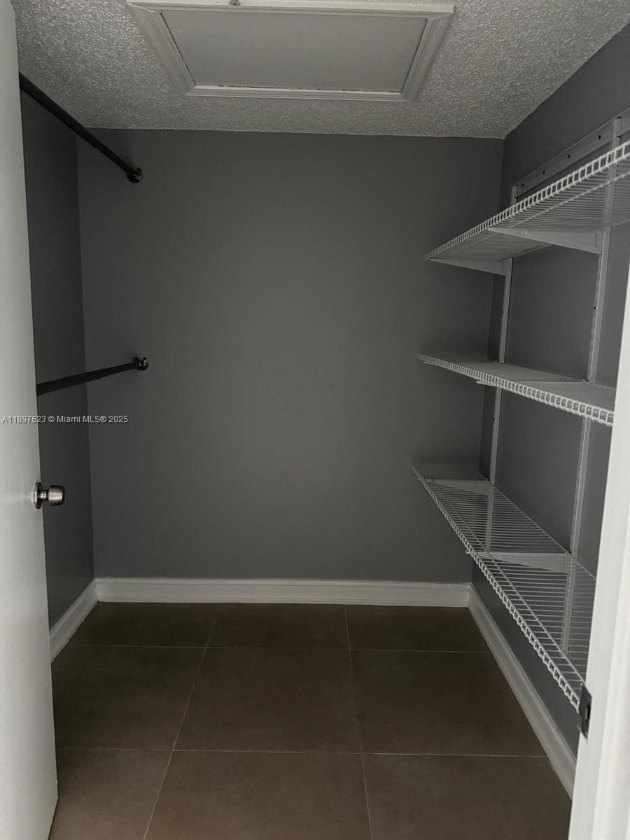 PINEHURST CLUB CONDO · #5-304 in Hollywood - Photo 14