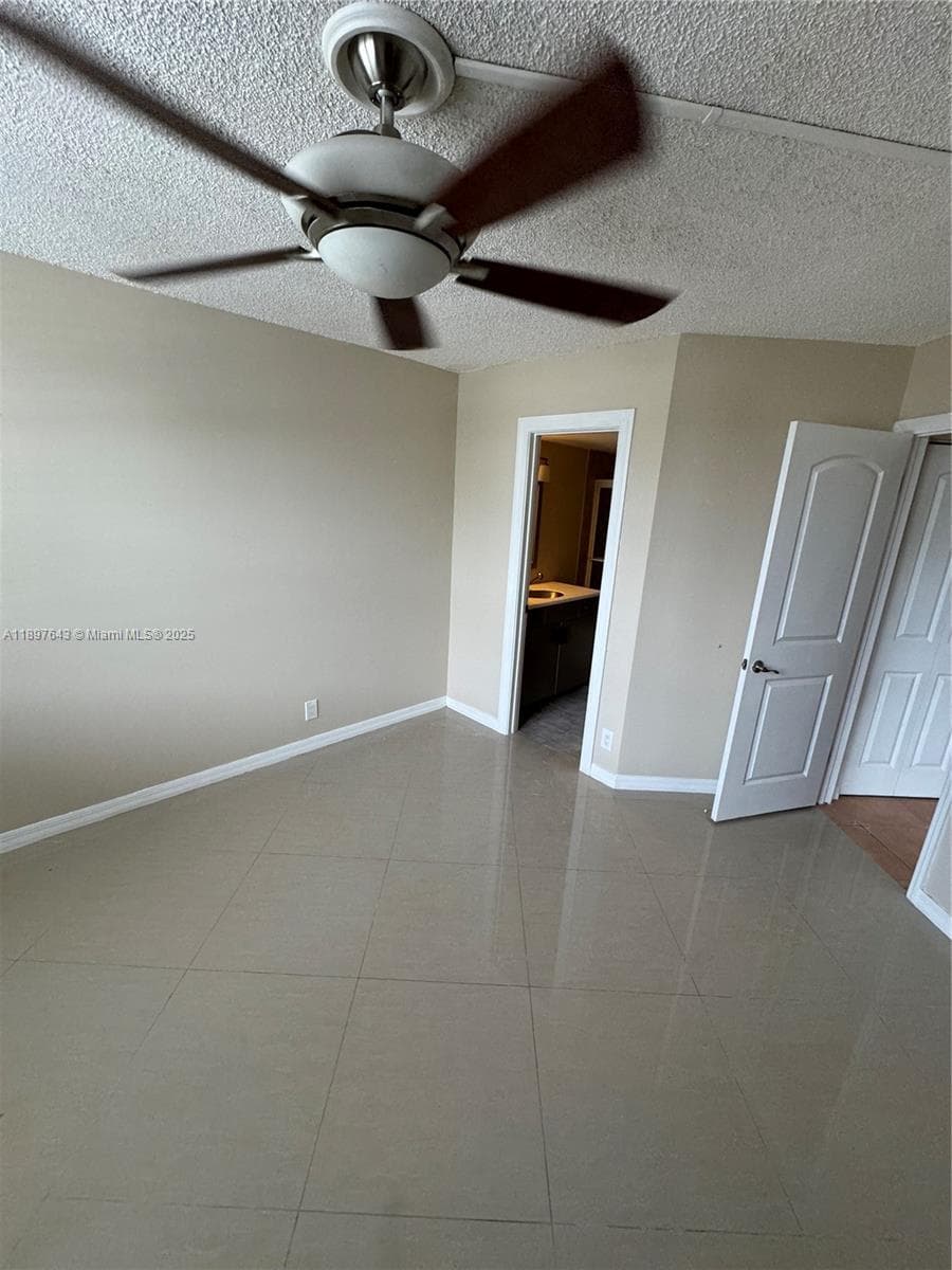 LAKE POINTE CONDOMINIUM N · #120 in Oakland Park - Photo 7