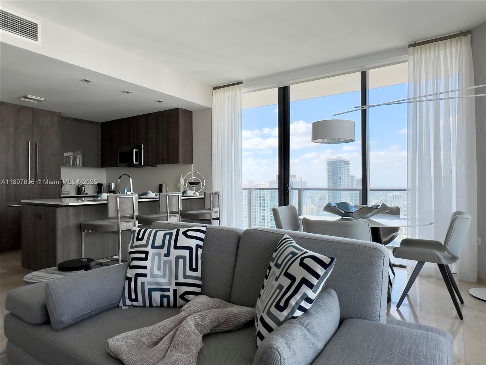 Reach Brickell City Centre · #3611 in Miami - Photo 7