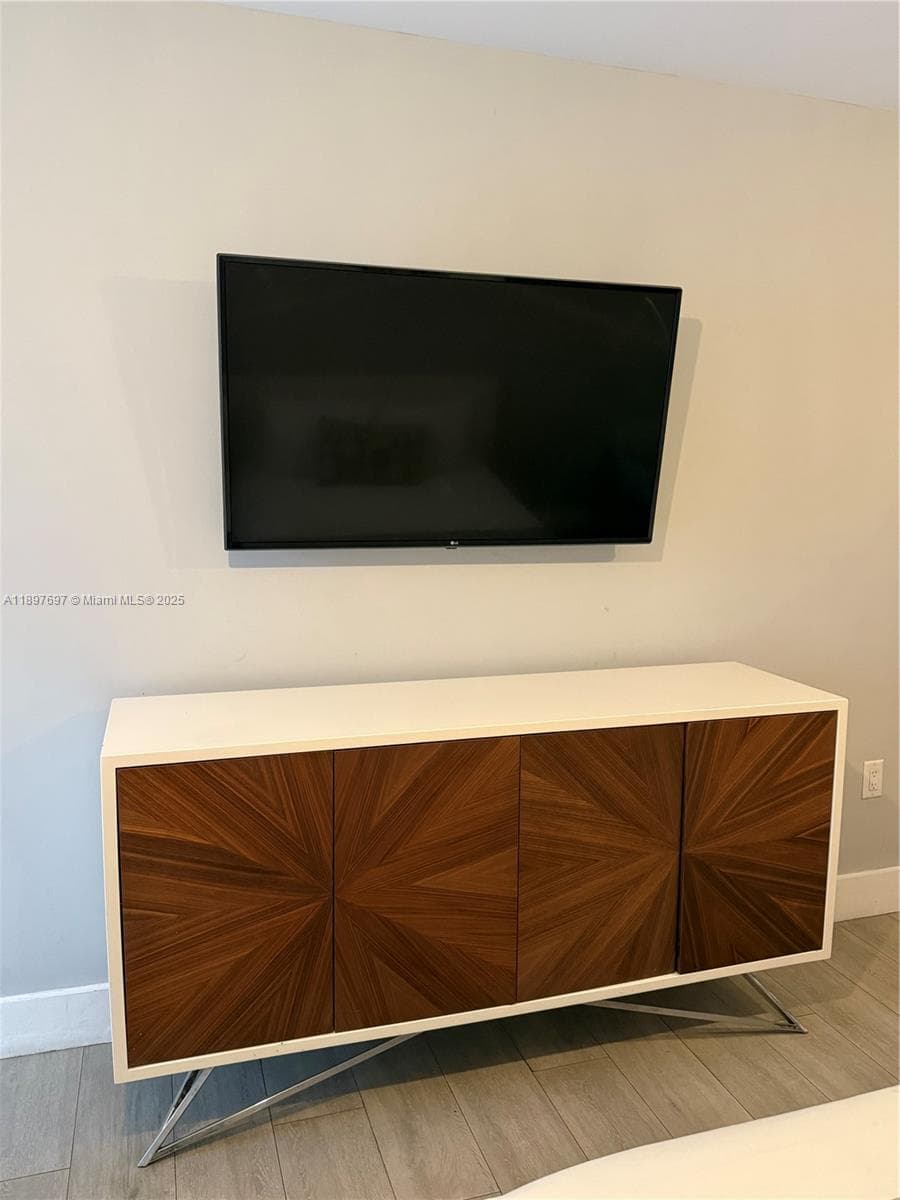 AMD PL OF 2ND OCEAN FRONT · #2 in Miami Beach - Photo 9