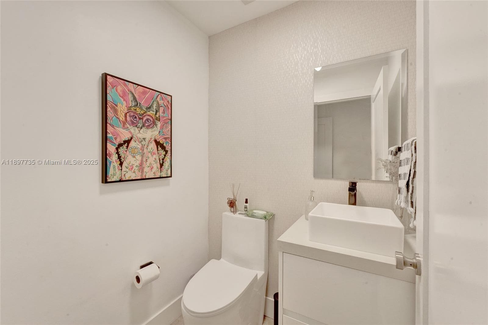 PARK EAST CONDO · #I221 in Miami - Photo 7