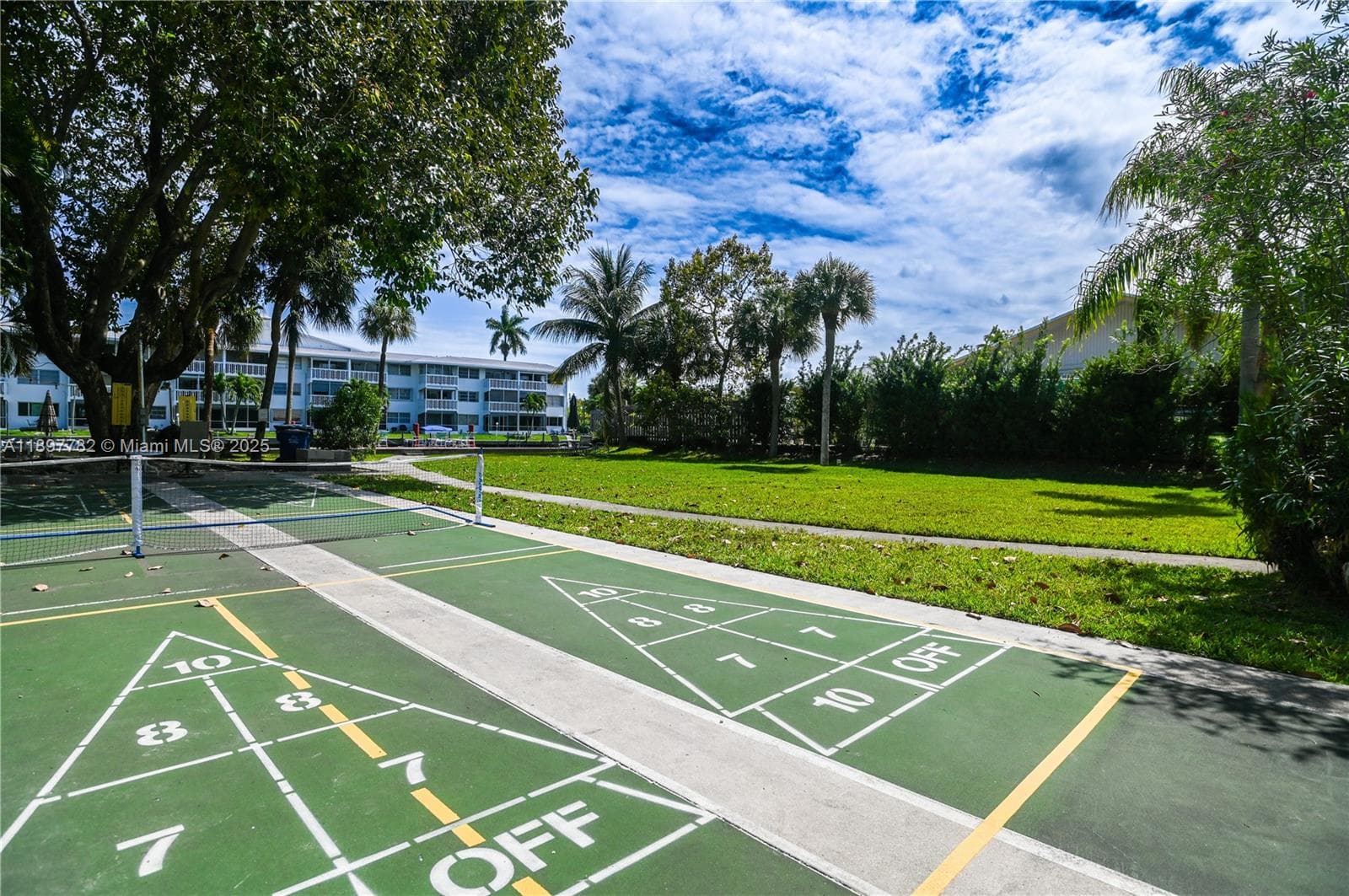 PARADISE VILLAS CONDO · #112-B in Hallandale Beach - Photo 63