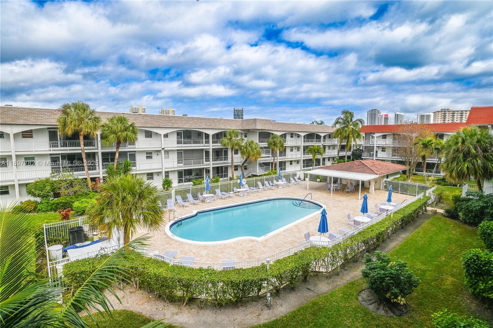 PARADISE VILLAS CONDO · #112-B in Hallandale Beach - Photo 71