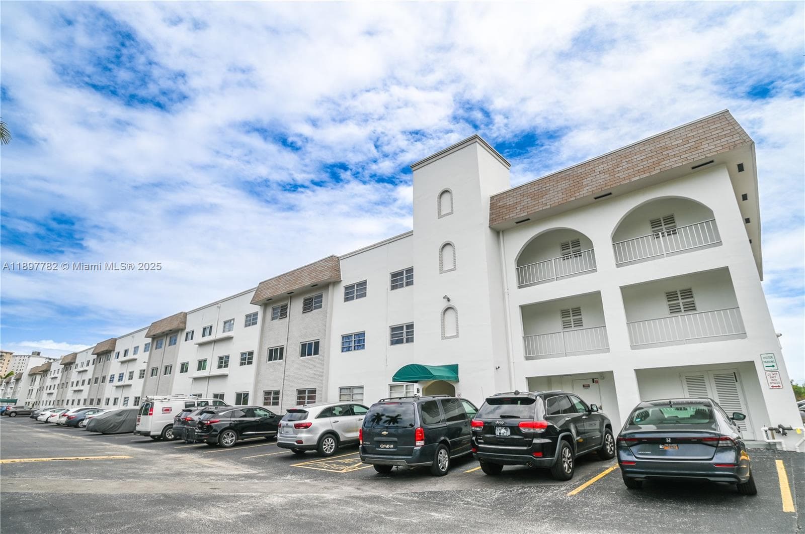 PARADISE VILLAS CONDO · #112-B in Hallandale Beach - Photo 55