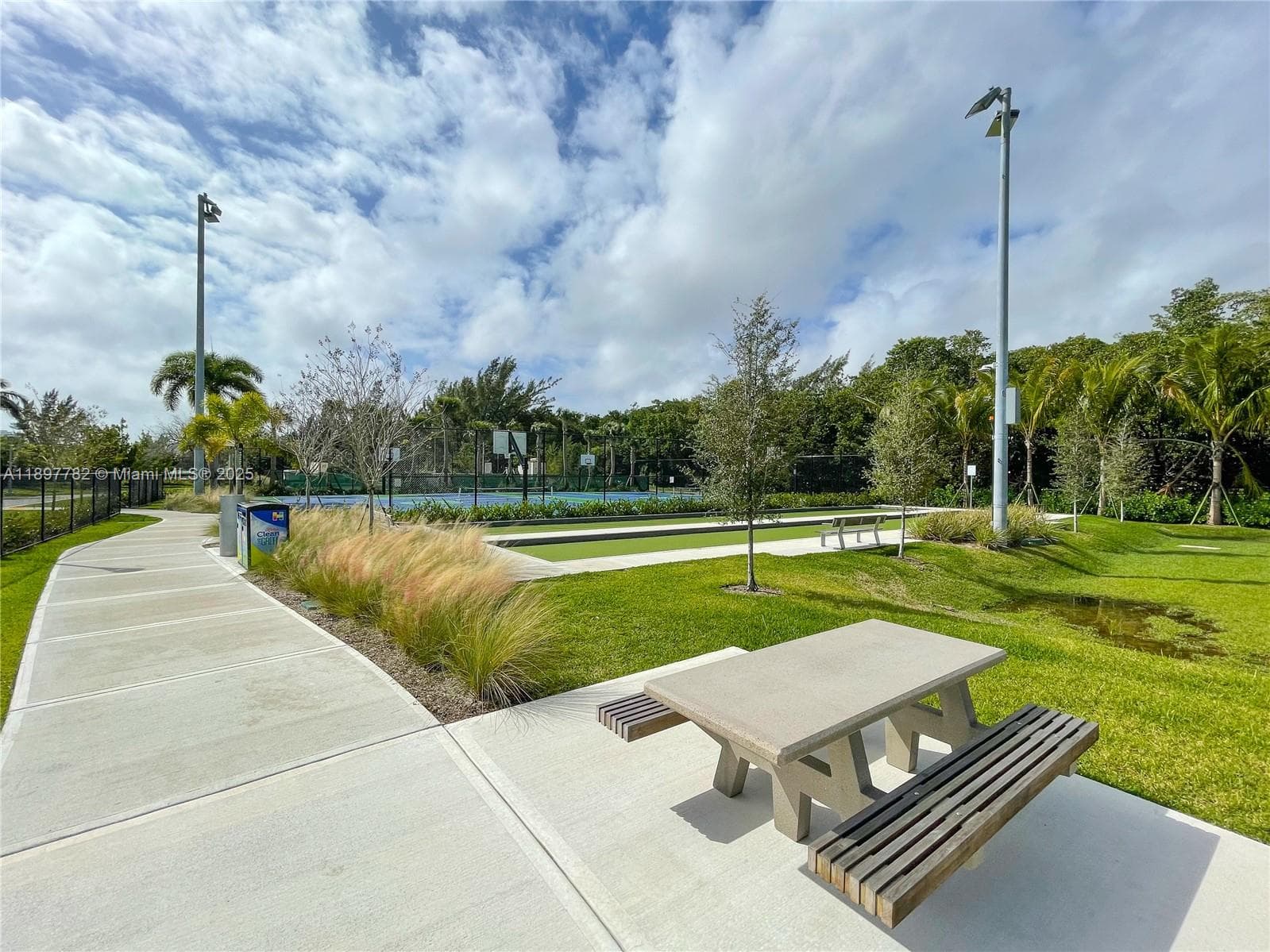 GOLDEN ISLES PARK