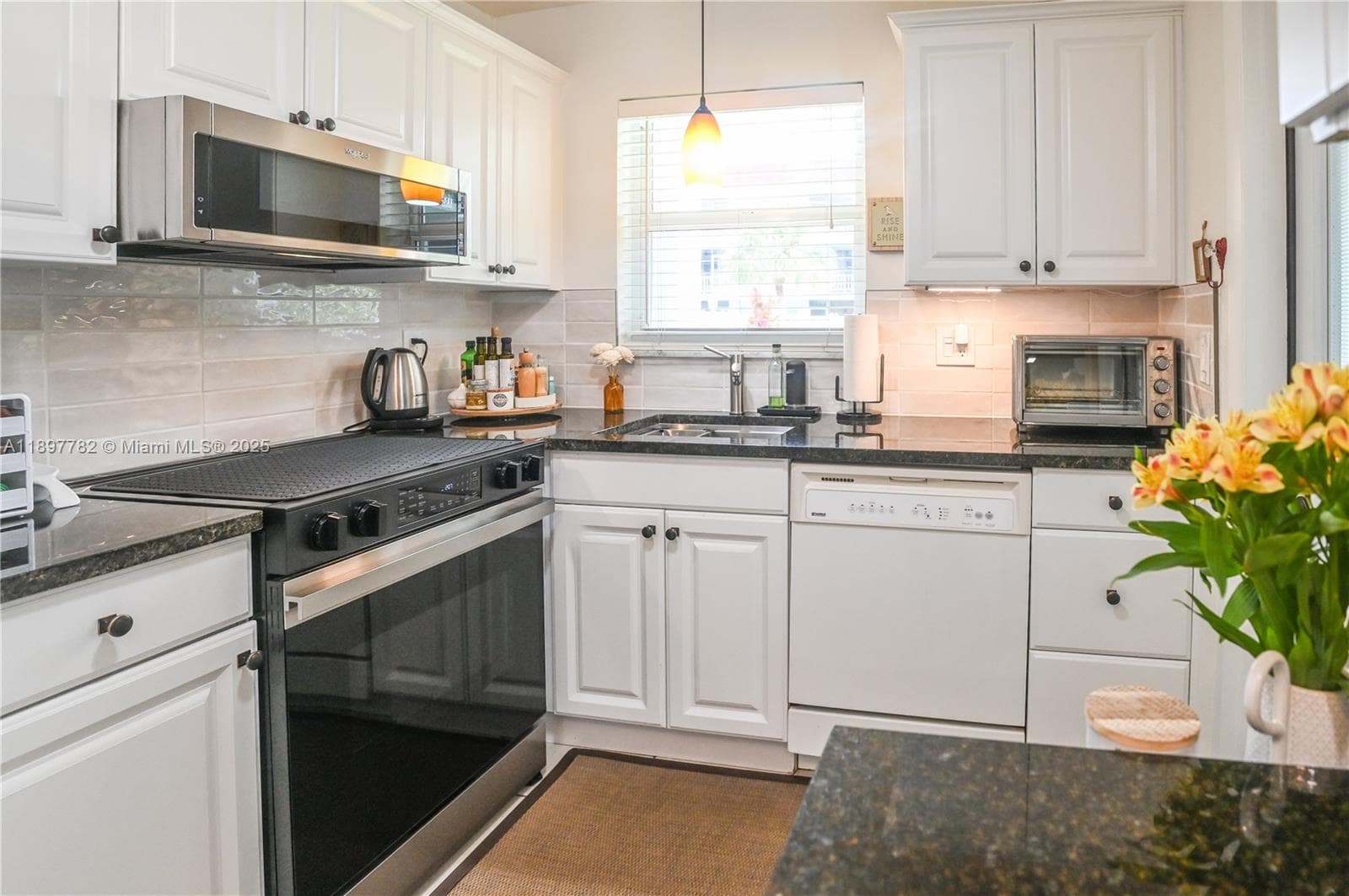 PARADISE VILLAS CONDO · #112-B in Hallandale Beach - Photo 8