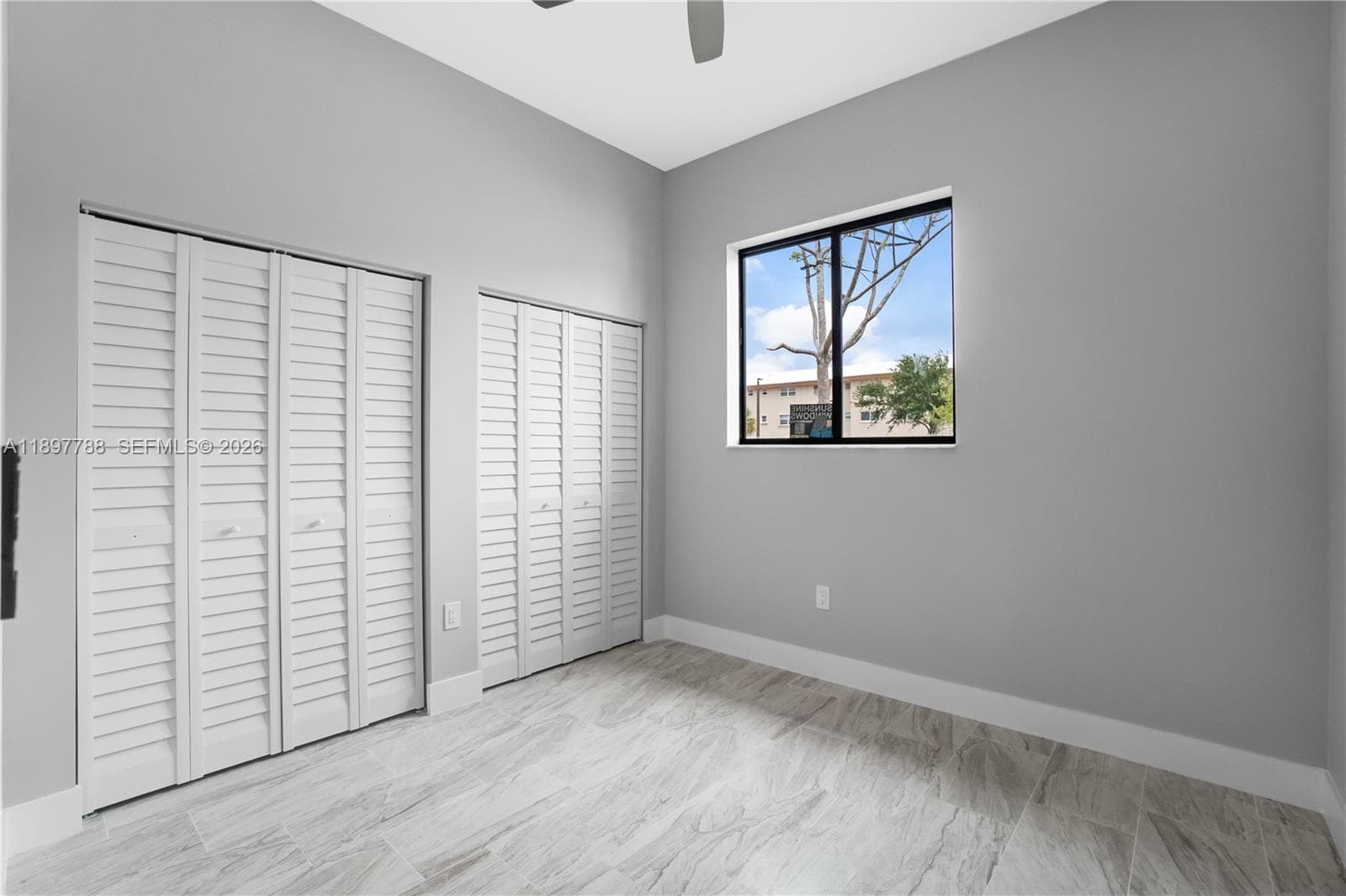 5270 Plunkett St photo 23