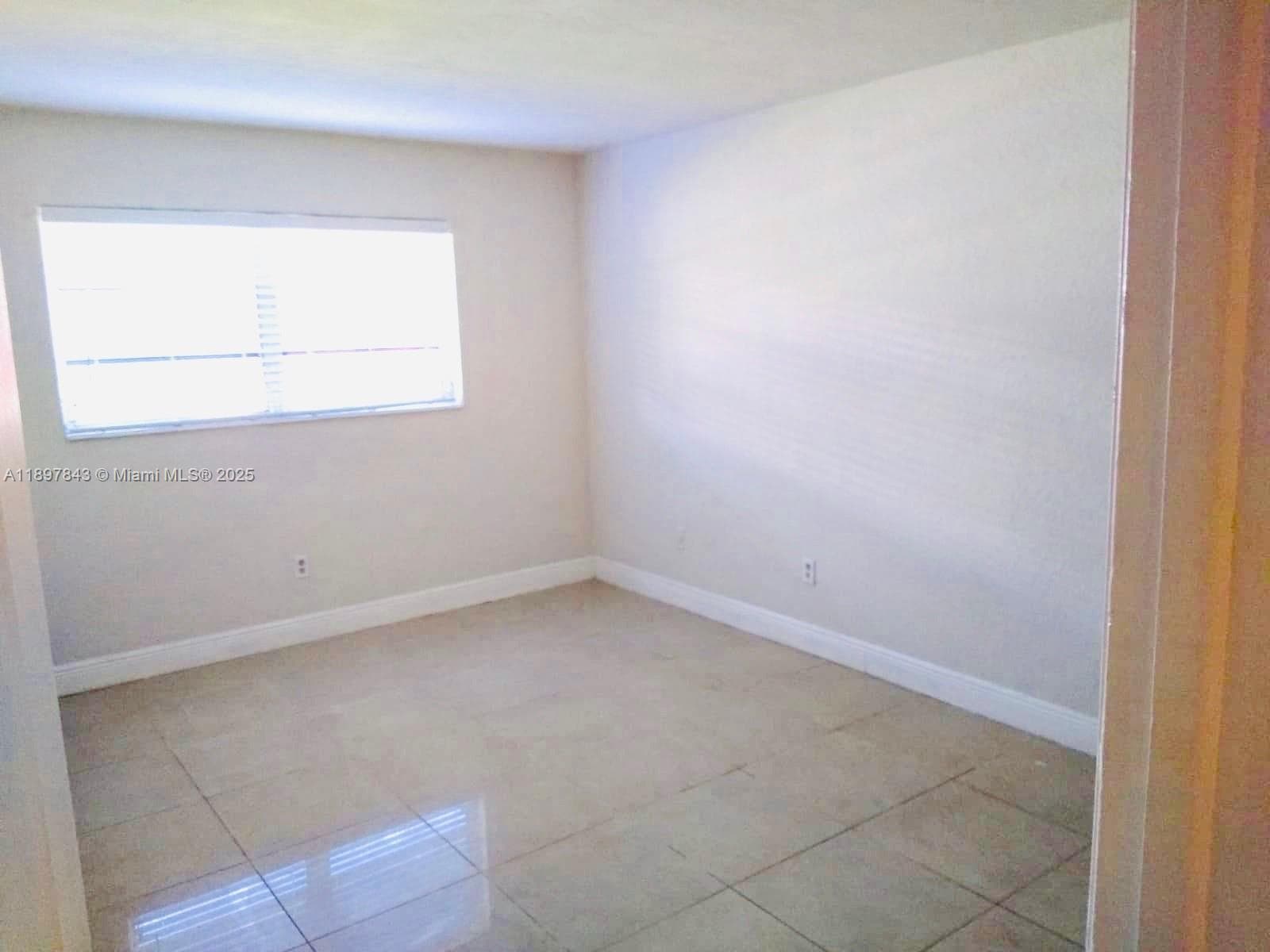 VILLAGE AT DADELAND CONDO · #K-108 in Miami - Photo 12