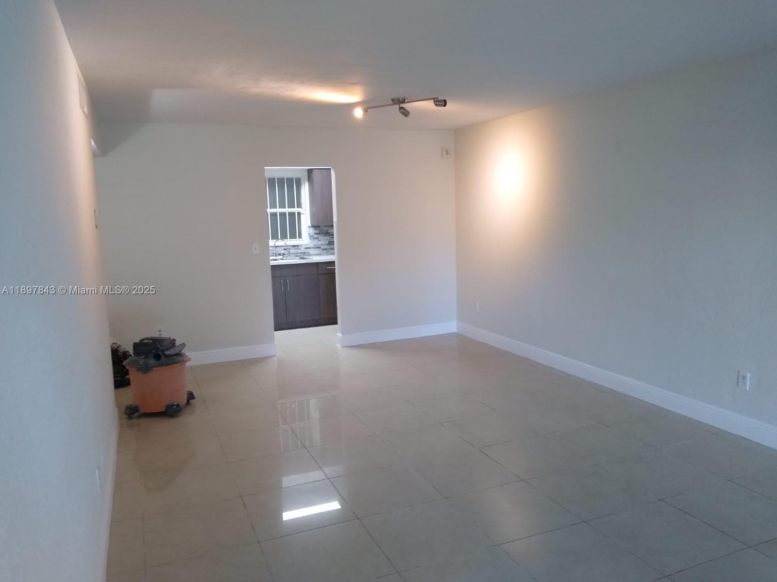 VILLAGE AT DADELAND CONDO · #K-108 in Miami - Photo 3