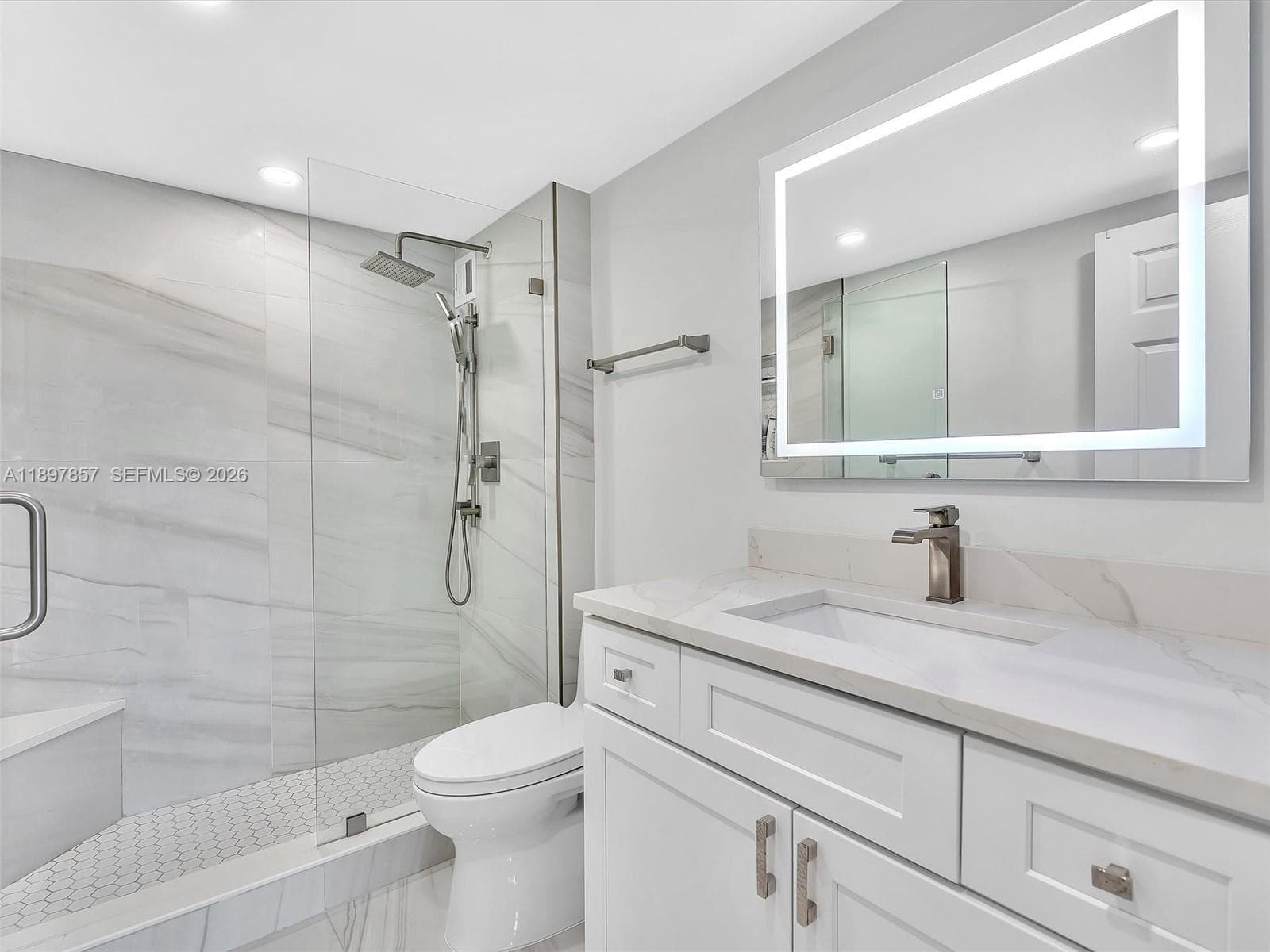 SEA MONARCH · #308 in Pompano Beach - Photo 16