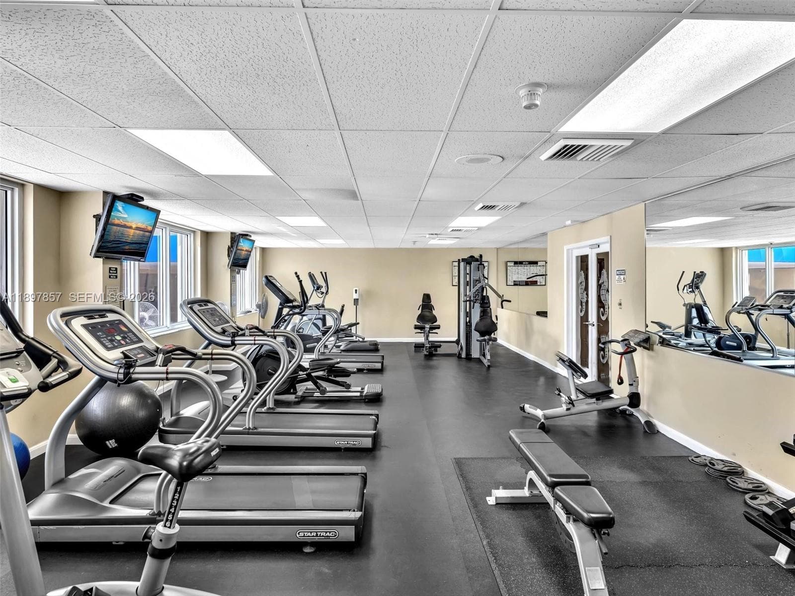 SEA MONARCH · #308 in Pompano Beach - Photo 37