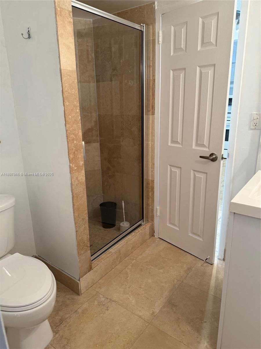 ARLEN BEACH CONDO · #1207 in Miami Beach - Photo 16