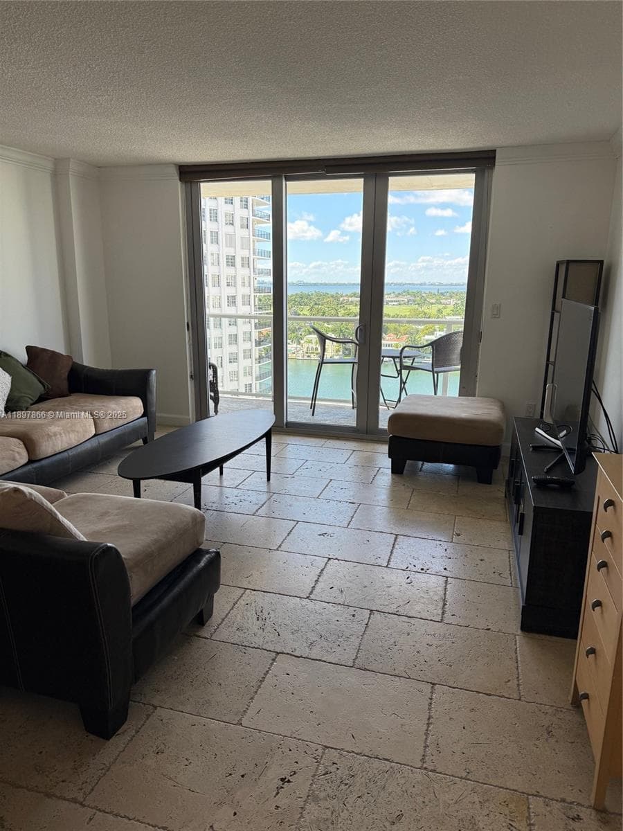 ARLEN BEACH CONDO · #1207 in Miami Beach - Photo 3