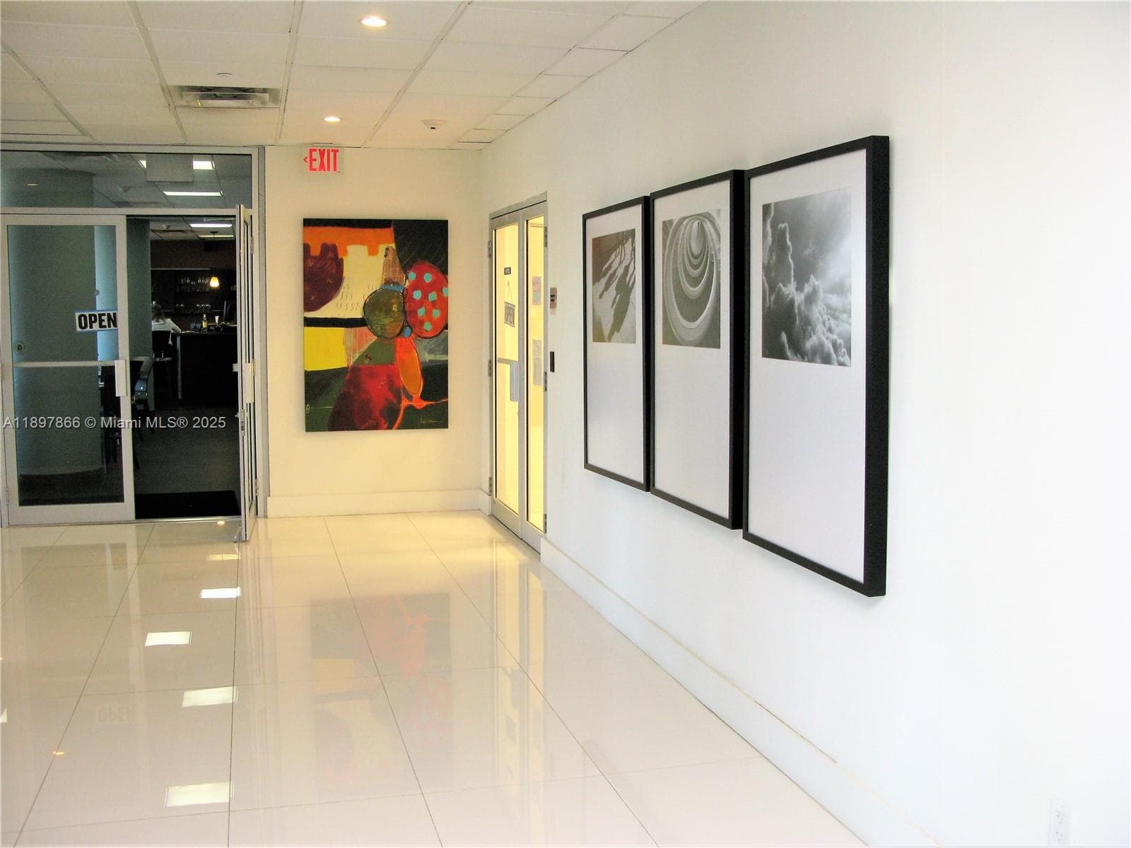 ARLEN BEACH CONDO · #1207 in Miami Beach - Photo 30