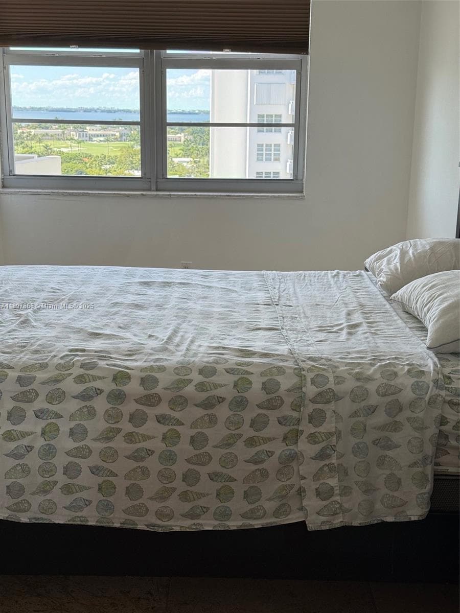 ARLEN BEACH CONDO · #1207 in Miami Beach - Photo 11