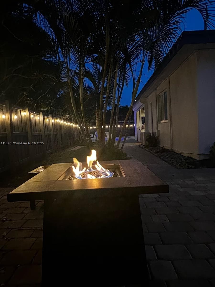 1650 SW 27th Ave photo 24