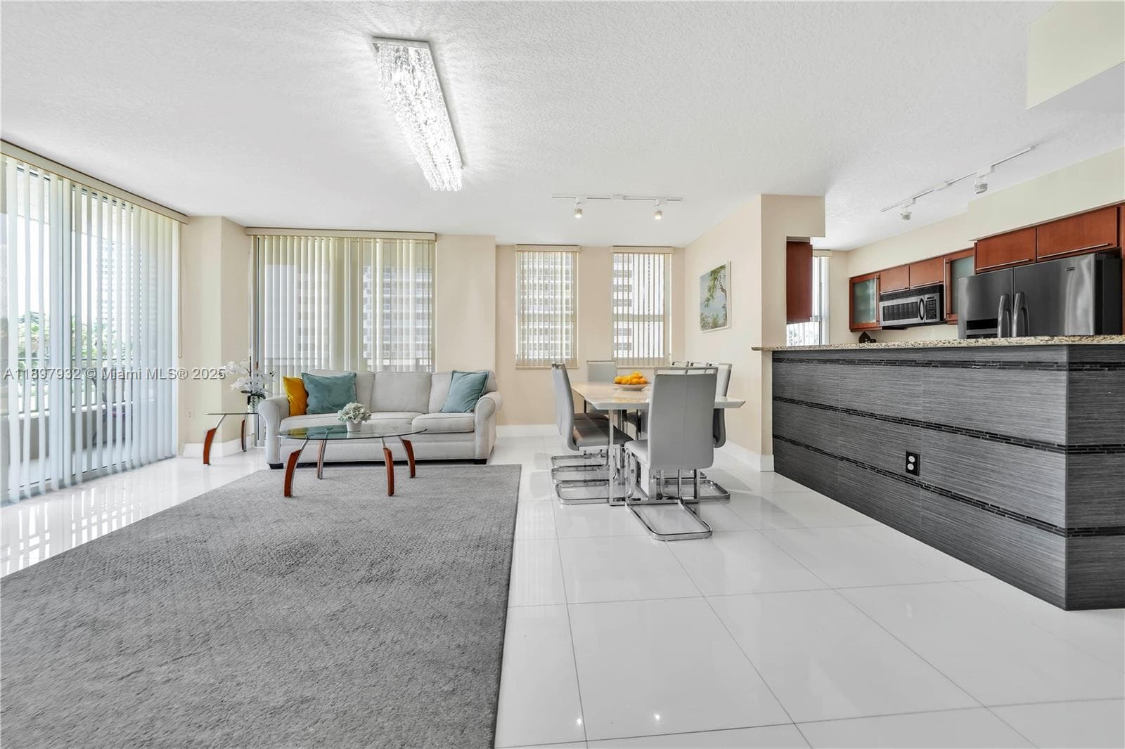 2080 OCEAN DRIVE CONDO · #202 in Hallandale Beach - Photo 3