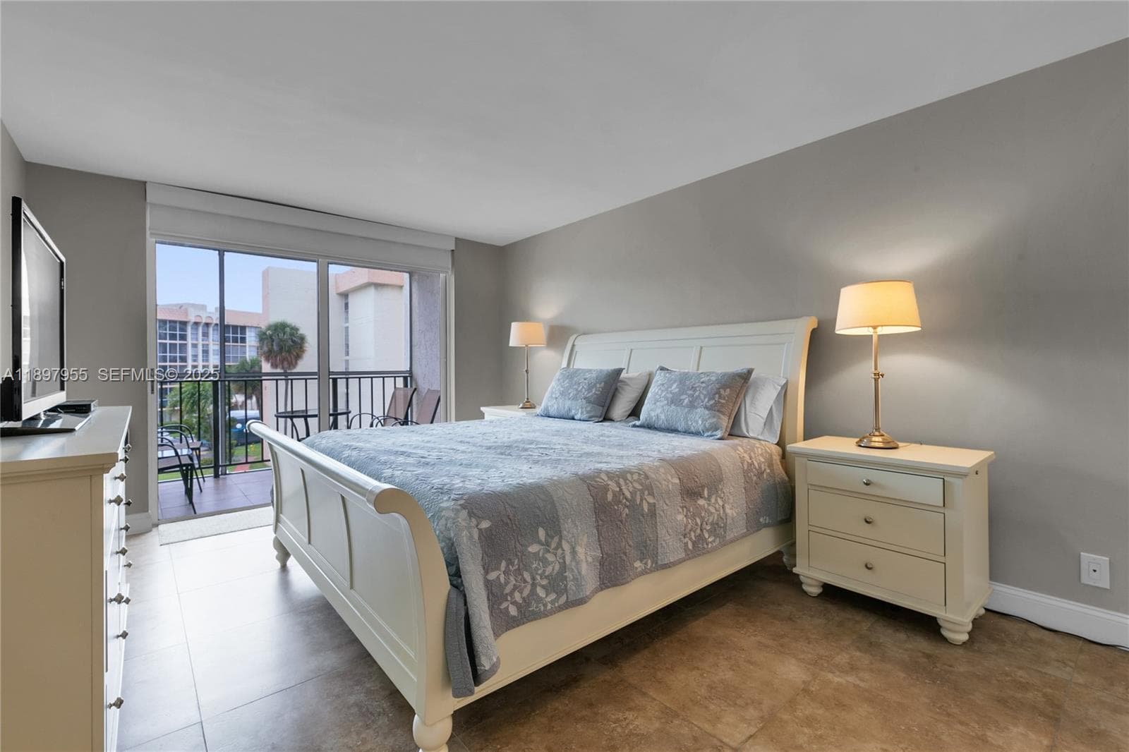 DeSoto Park · #306 in Hallandale Beach - Photo 2
