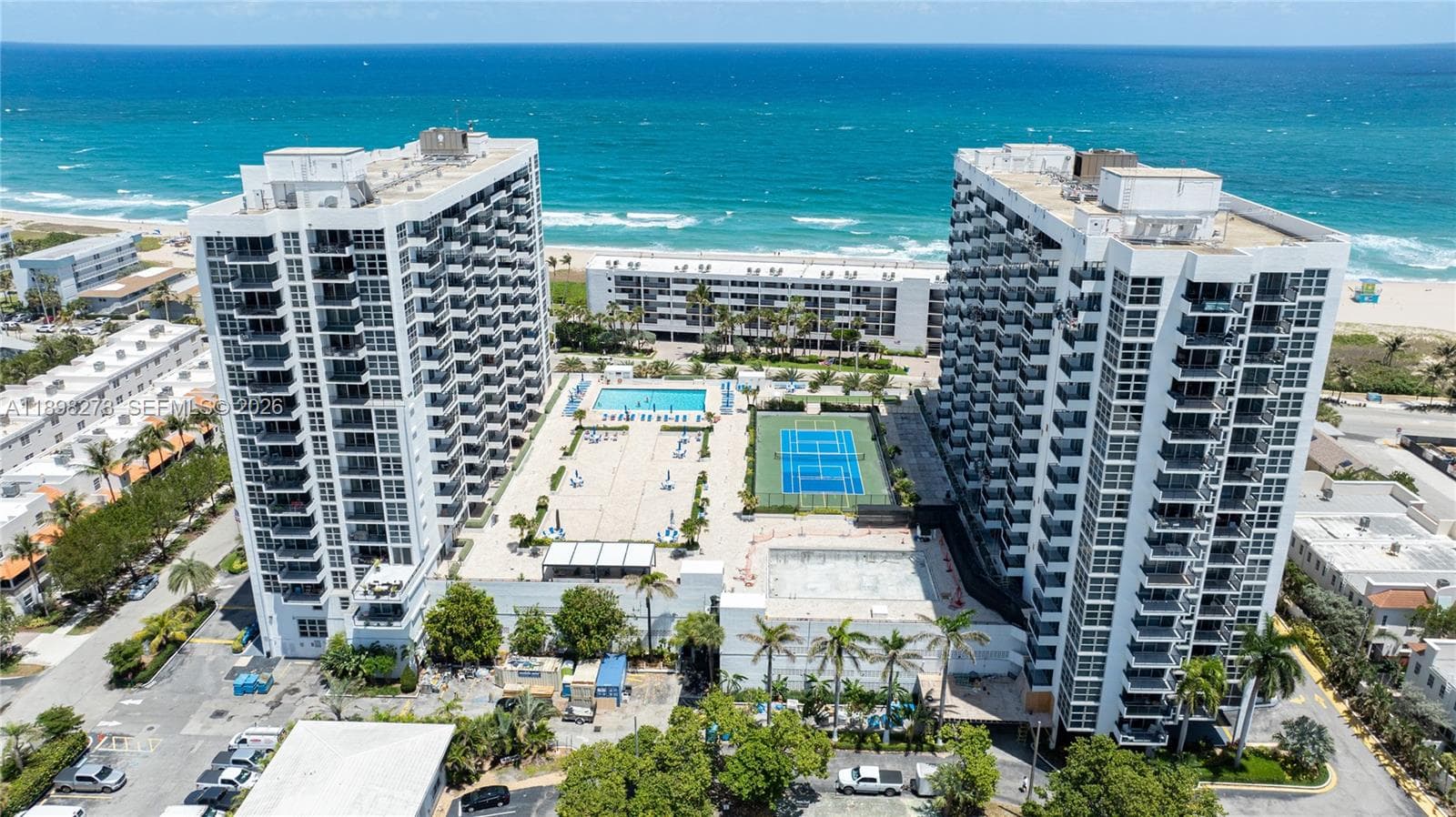 SILVER THATCH ATLANTIC PLZ · #1820 in Pompano Beach - Photo 2