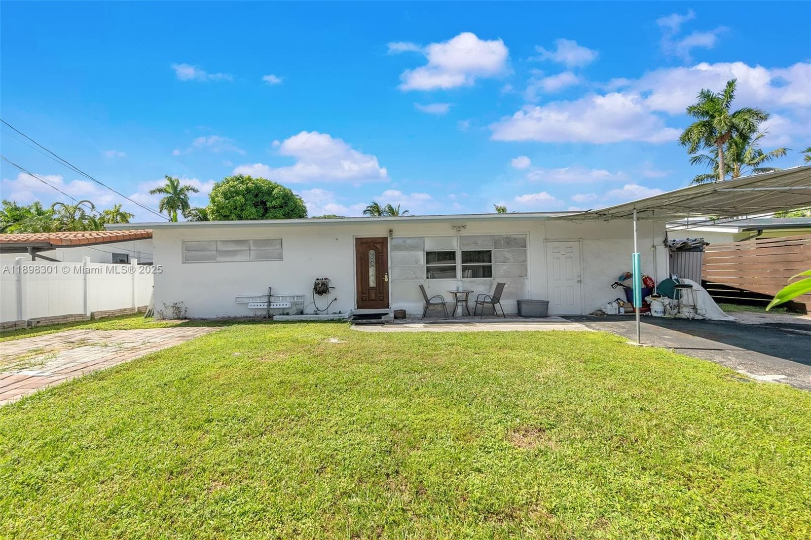 2631 Flamingo Ln photo 1