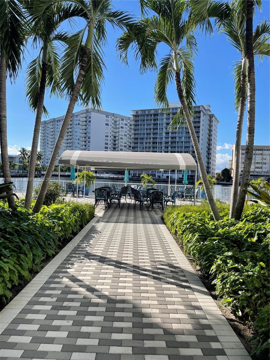 CHELSEA BAYVIEW CONDO · #129 in Hallandale Beach - Photo 15