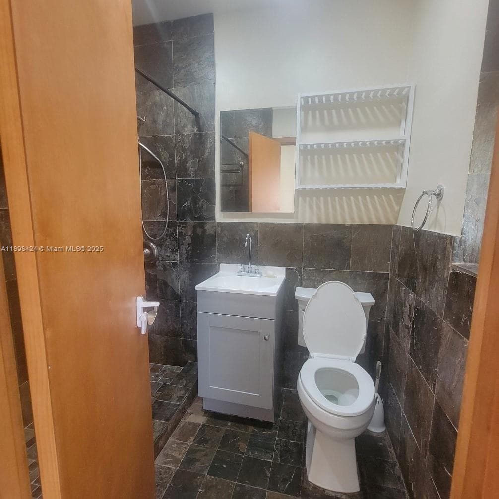 SEA WASH CONDO · #15 in Miami Beach - Photo 15