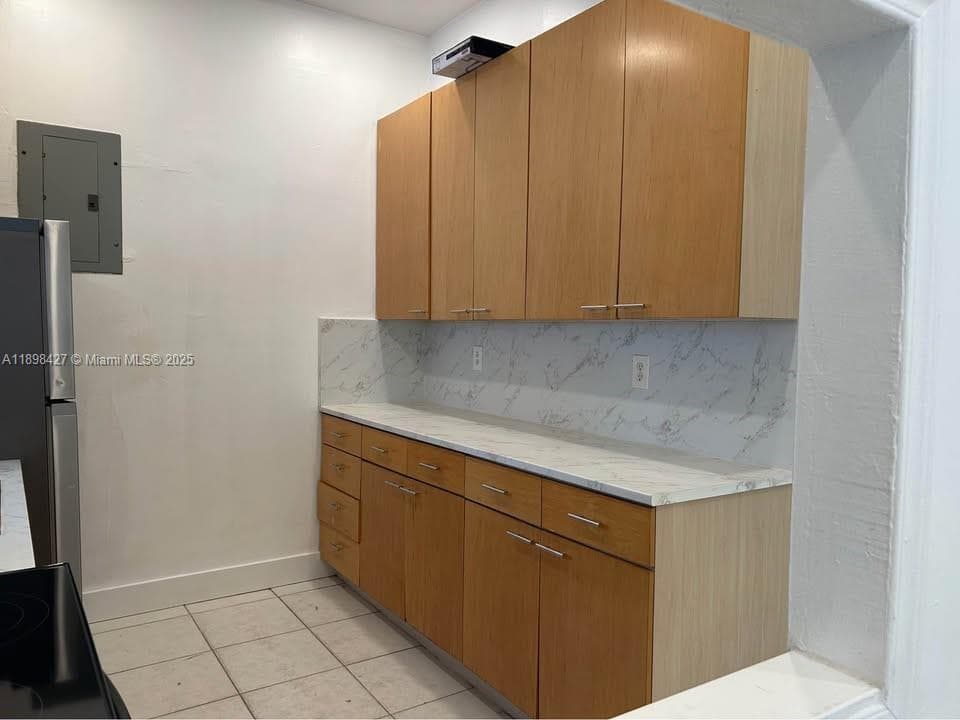 OVERBROOK SHORES NO 3 · #2 in North Miami - Photo 6