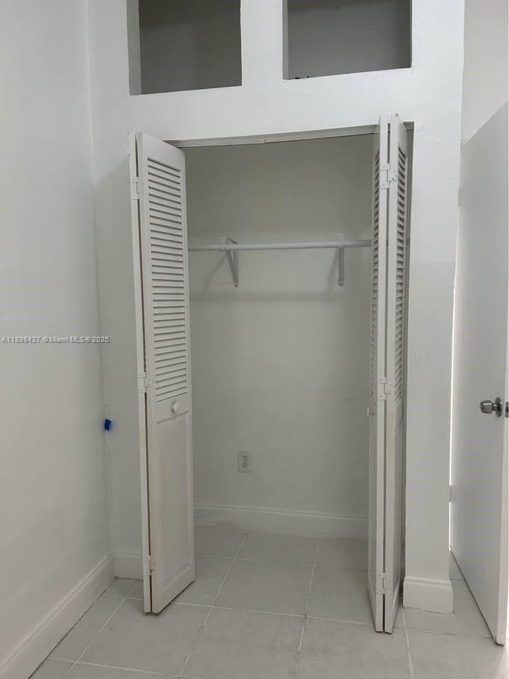 OVERBROOK SHORES NO 3 · #2 in North Miami - Photo 10