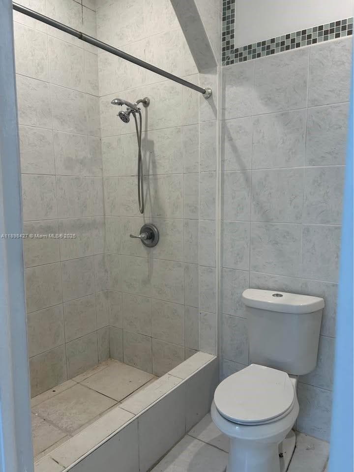 OVERBROOK SHORES NO 3 · #2 in North Miami - Photo 19