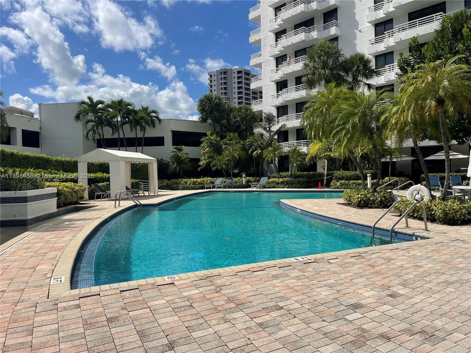 PARC CENTRAL AVENTURA EAS · #205 in Aventura - Photo 31