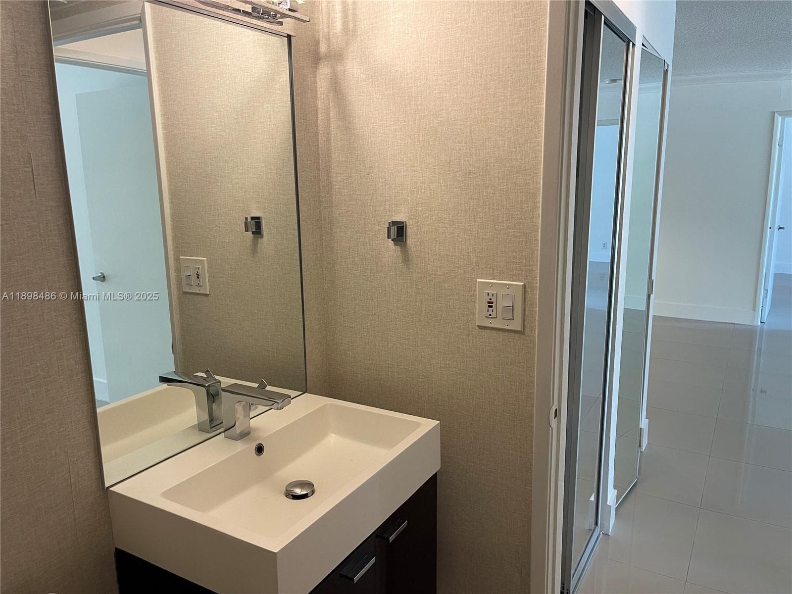 PARC CENTRAL AVENTURA EAS · #205 in Aventura - Photo 17