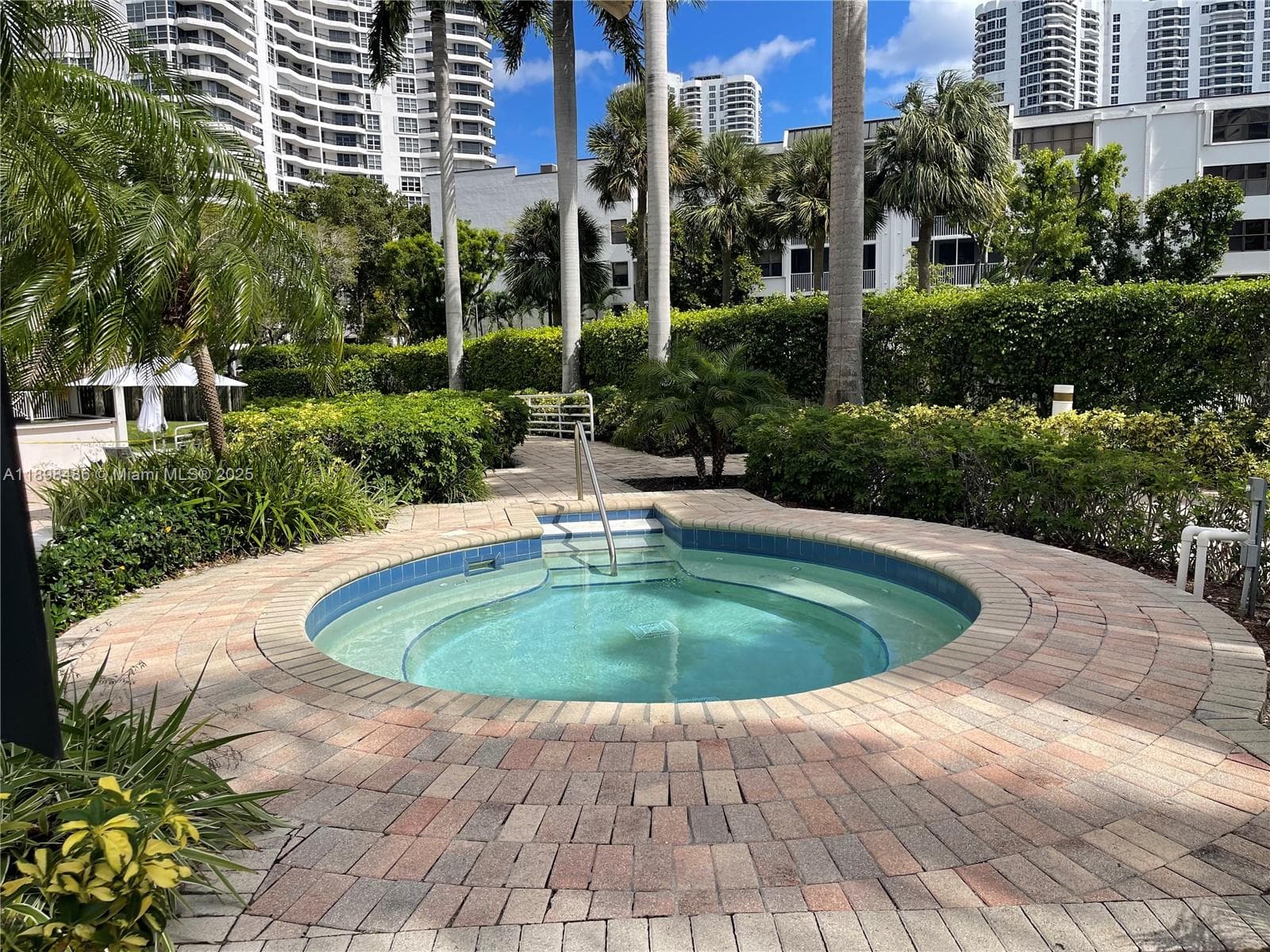 PARC CENTRAL AVENTURA EAS · #205 in Aventura - Photo 30