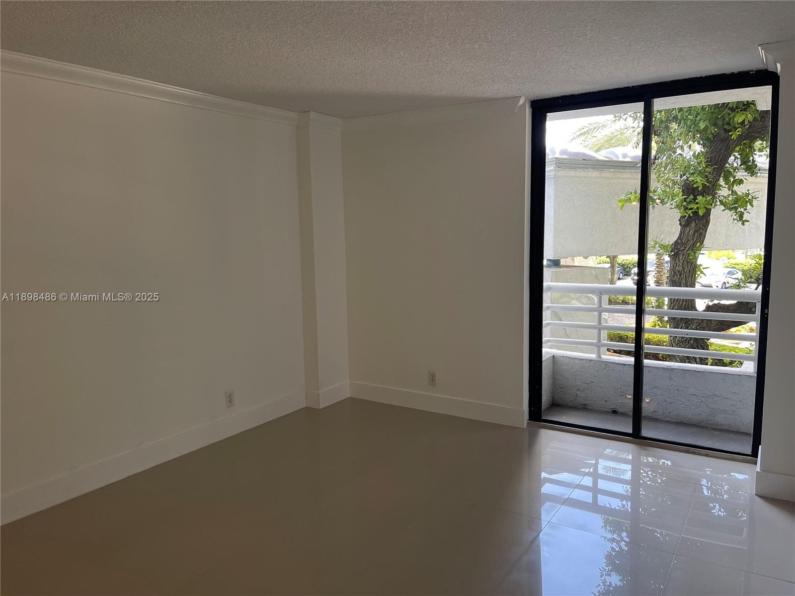 PARC CENTRAL AVENTURA EAS · #205 in Aventura - Photo 7