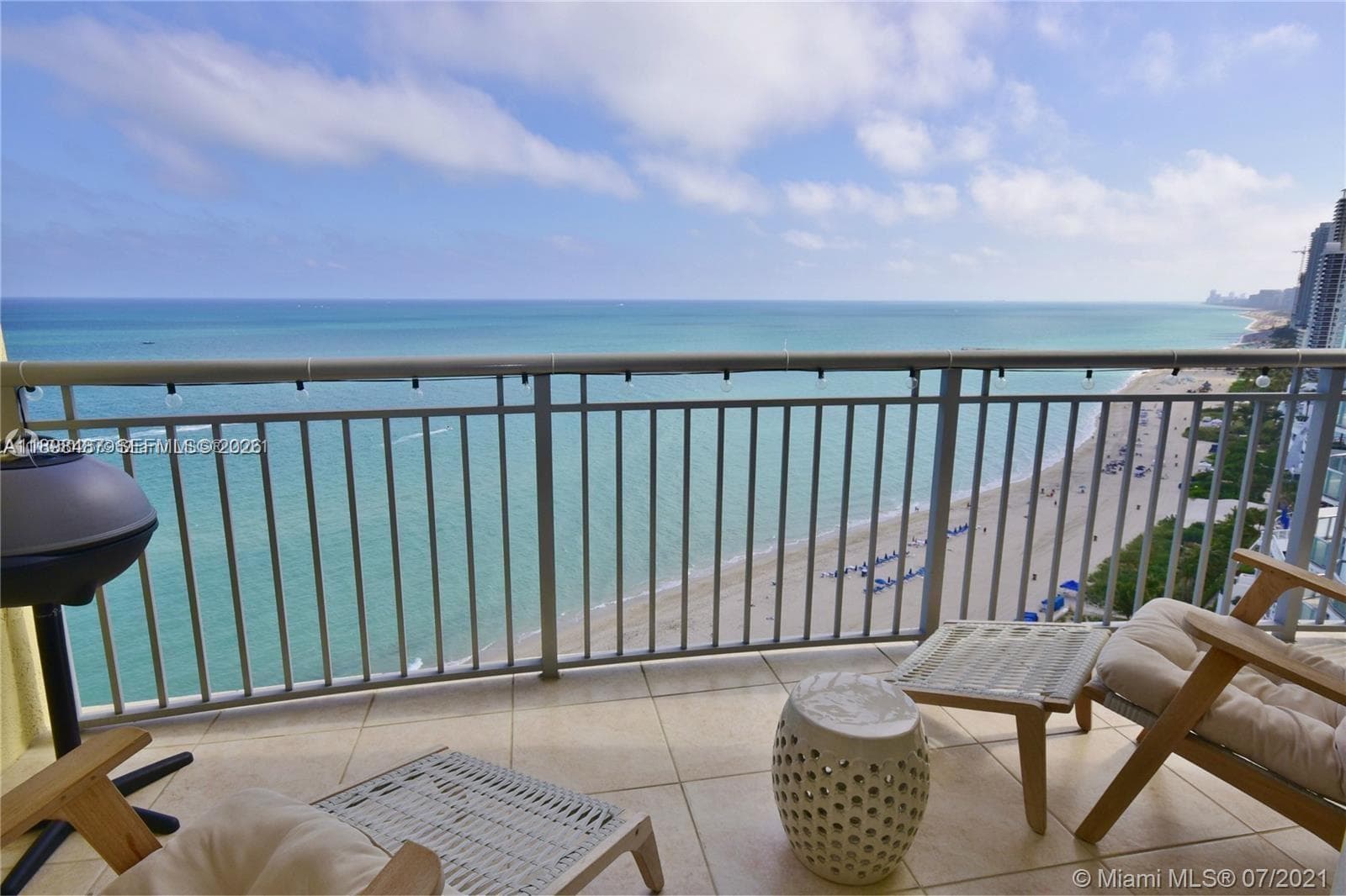 Ocean Point Beach Club · #2002 in Sunny Isles Beach - Photo 2
