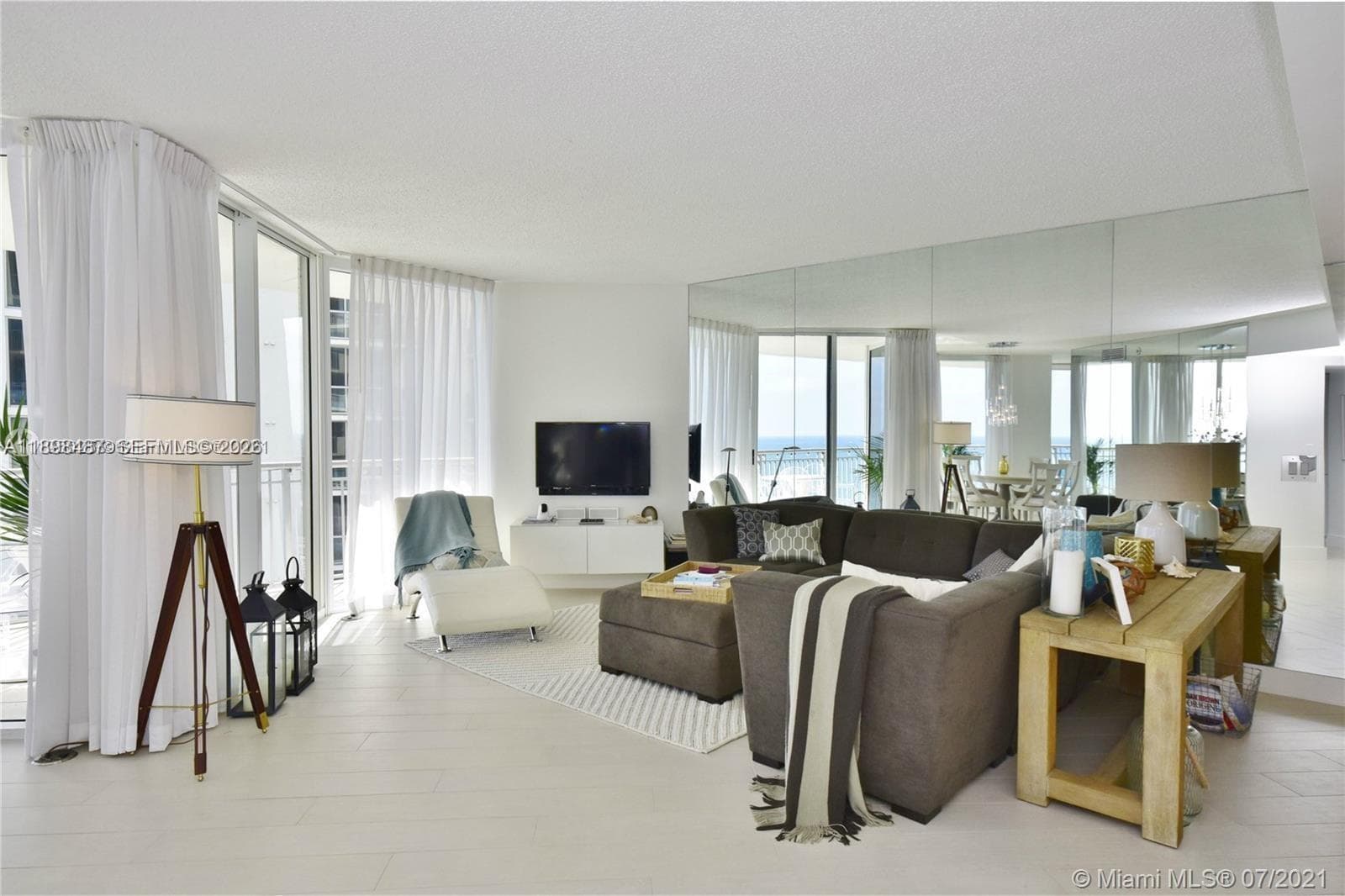 Ocean Point Beach Club · #2002 in Sunny Isles Beach - Photo 6