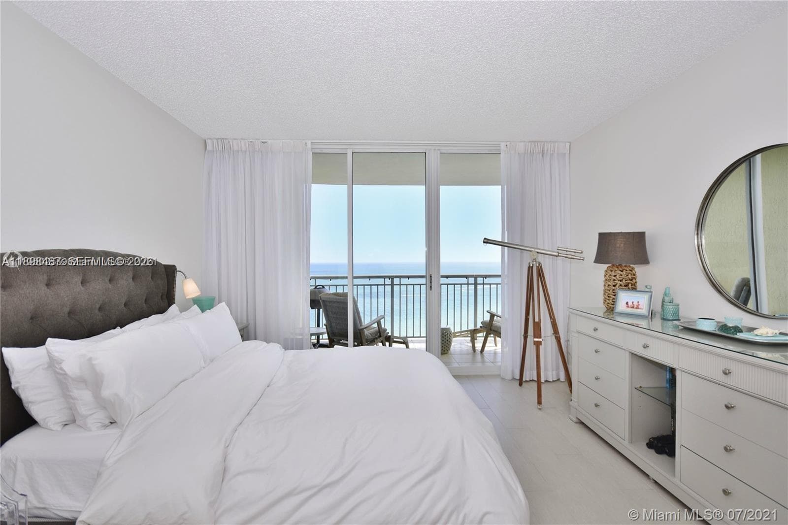 Ocean Point Beach Club · #2002 in Sunny Isles Beach - Photo 11