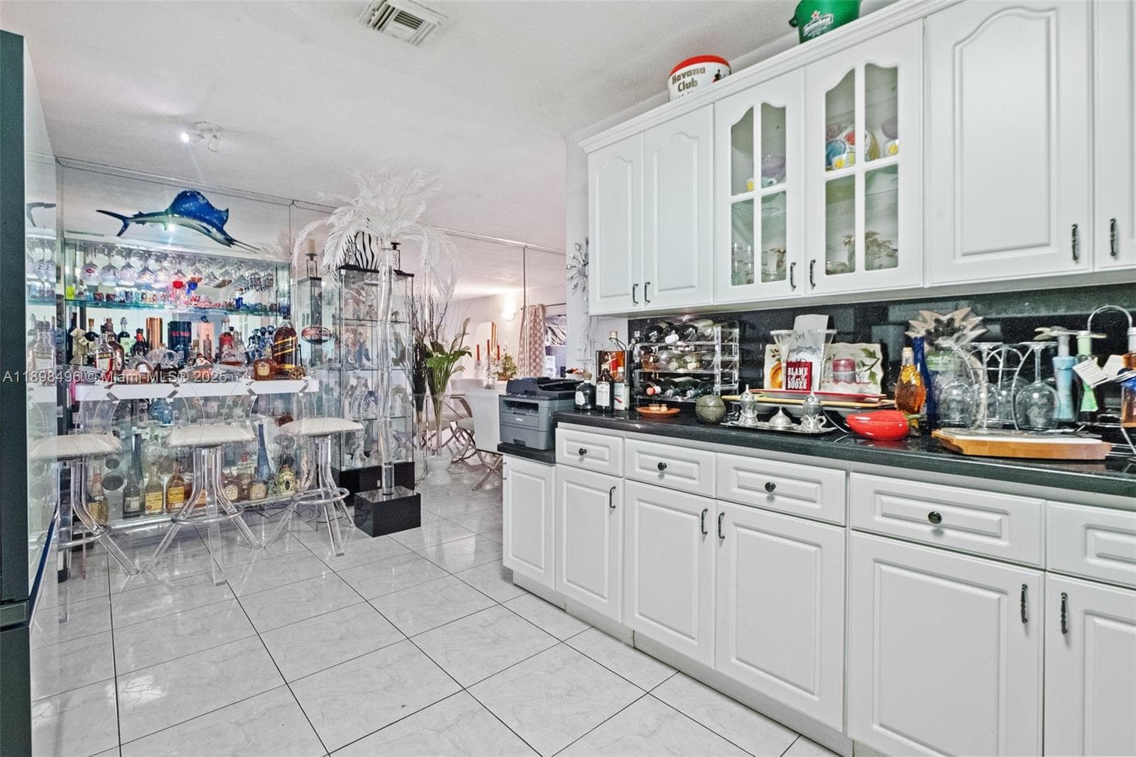 Lots of cabinet space