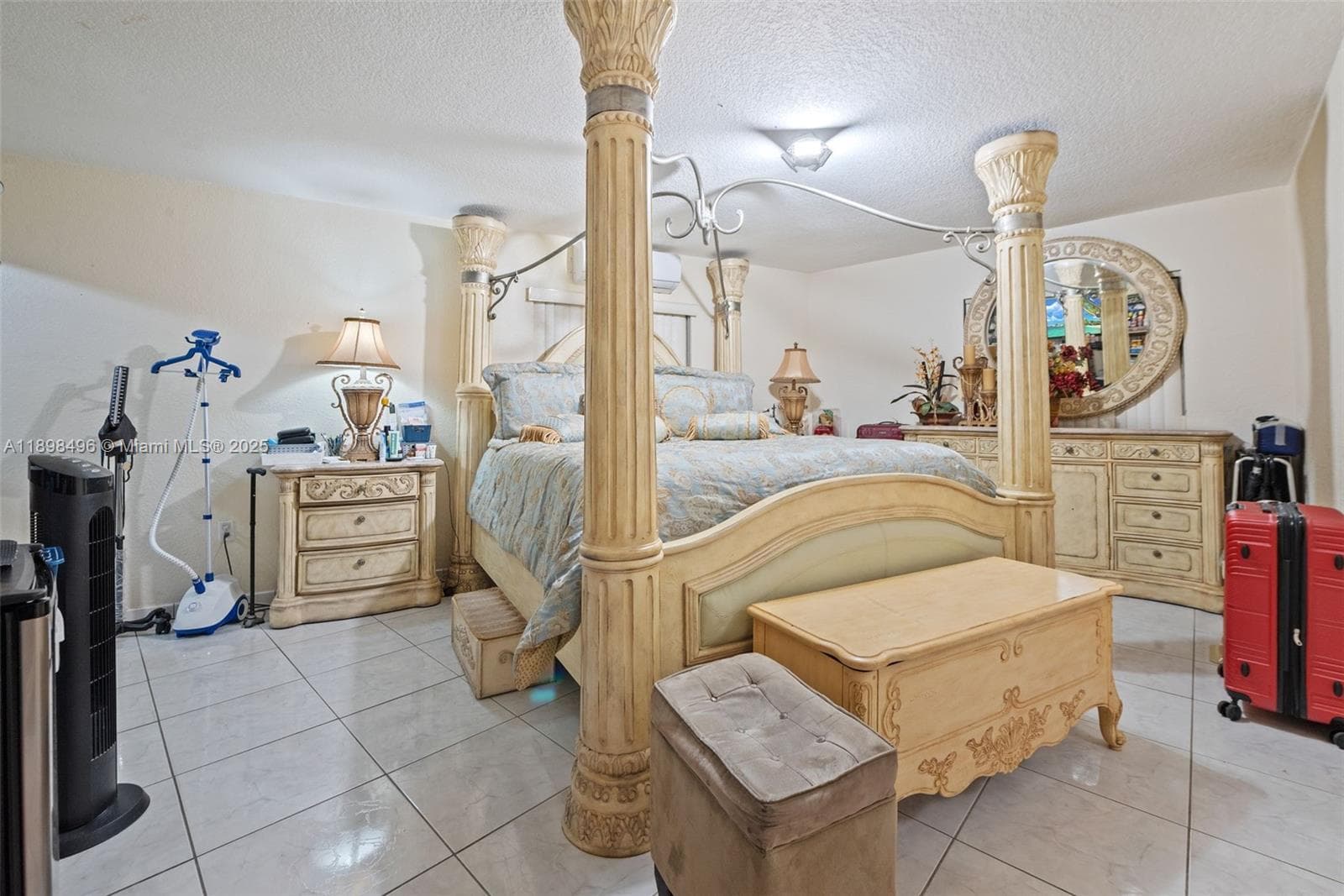 Master Bedroom with on suite Bathroom