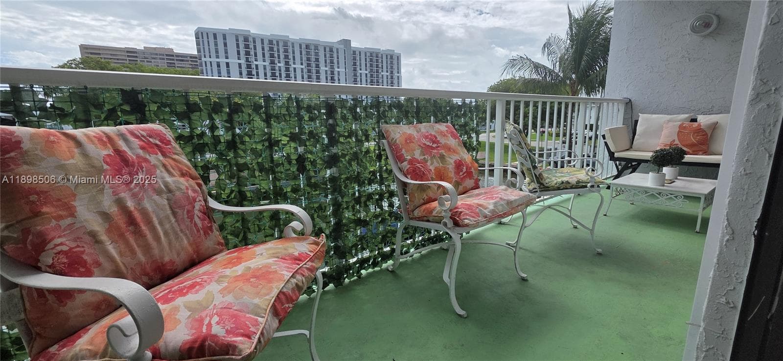 CRICKET CLUBHOUSE CONDO · #310 in Miami - Photo 16