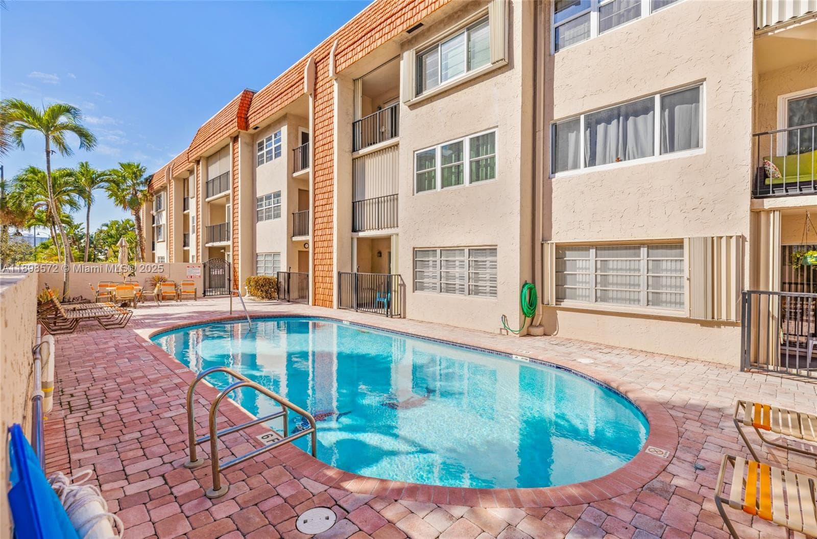 GABLE ARMS CONDO · #104 in Fort Lauderdale - Photo 10