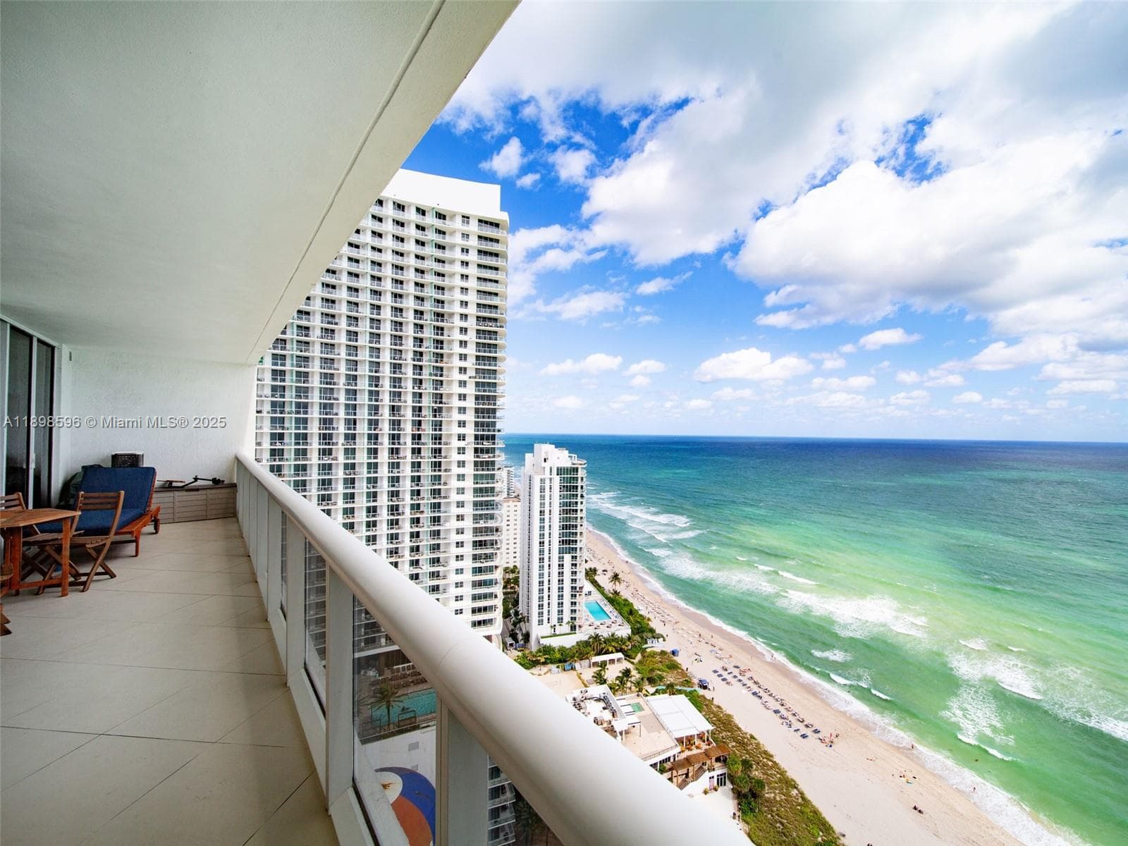 BEACH CLUB · #3102 in Hallandale Beach - Photo 11
