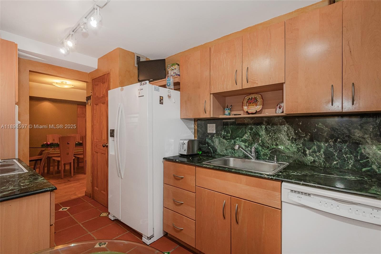 KENNEDY HOUSE · #5A in North Bay Village - Photo 16
