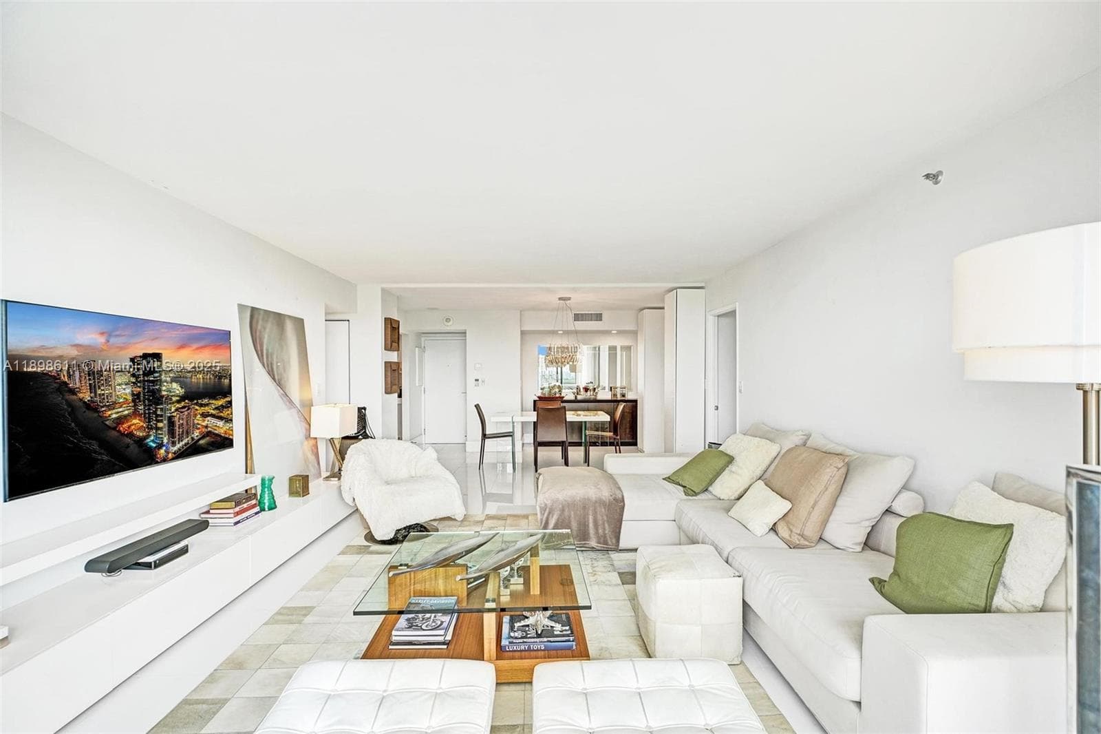 DELVISTA TOWERS CONDO · #1525 in Aventura - Photo 12