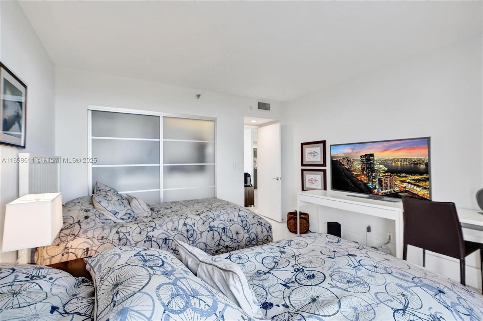 DELVISTA TOWERS CONDO · #1525 in Aventura - Photo 24