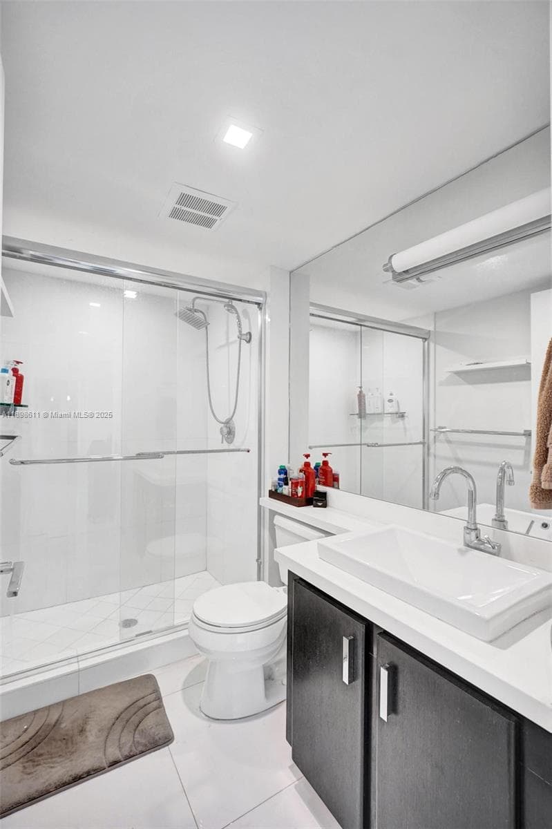 DELVISTA TOWERS CONDO · #1525 in Aventura - Photo 19
