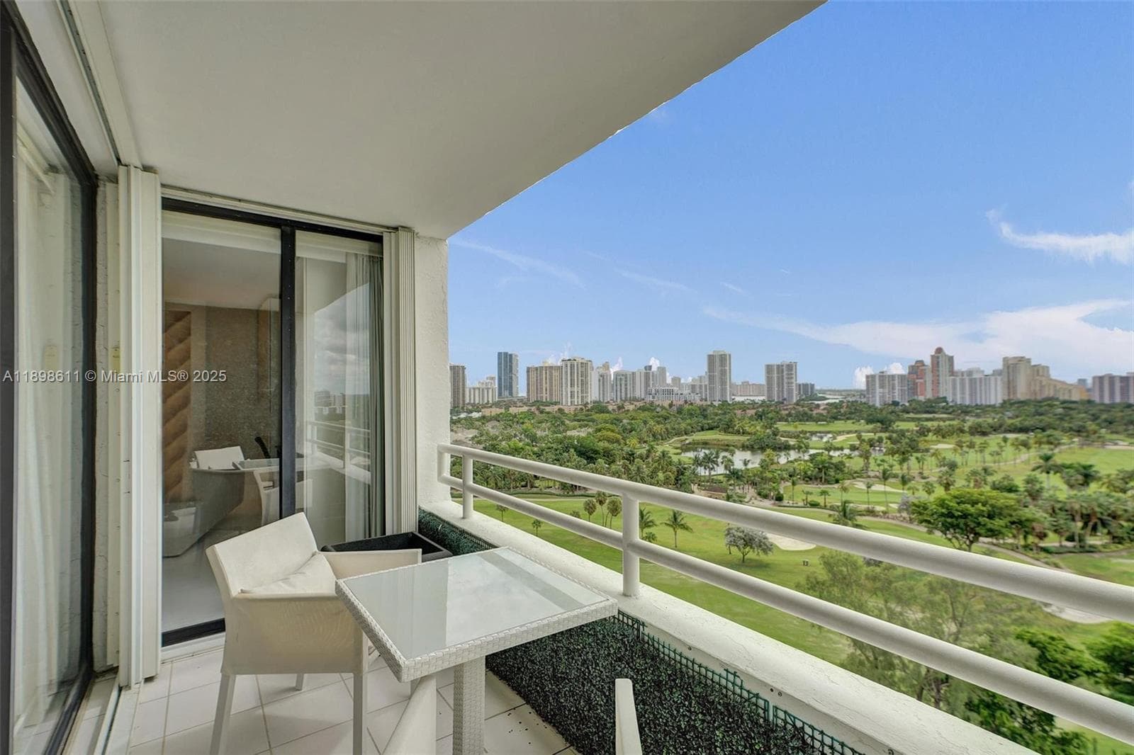 DELVISTA TOWERS CONDO · #1525 in Aventura - Photo 29